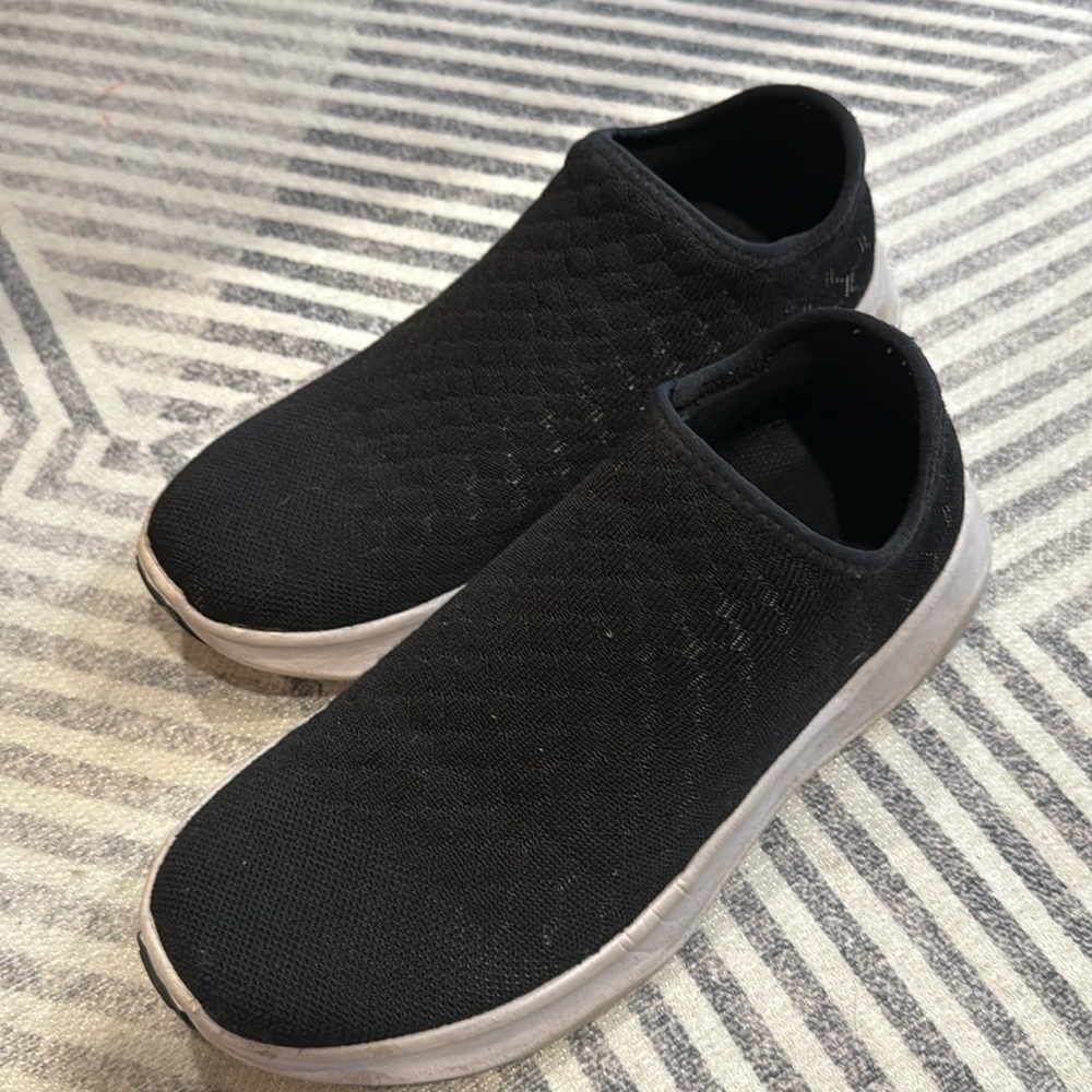 Vessi Everyday Move Slip-Ons in Black/white soles (W8)